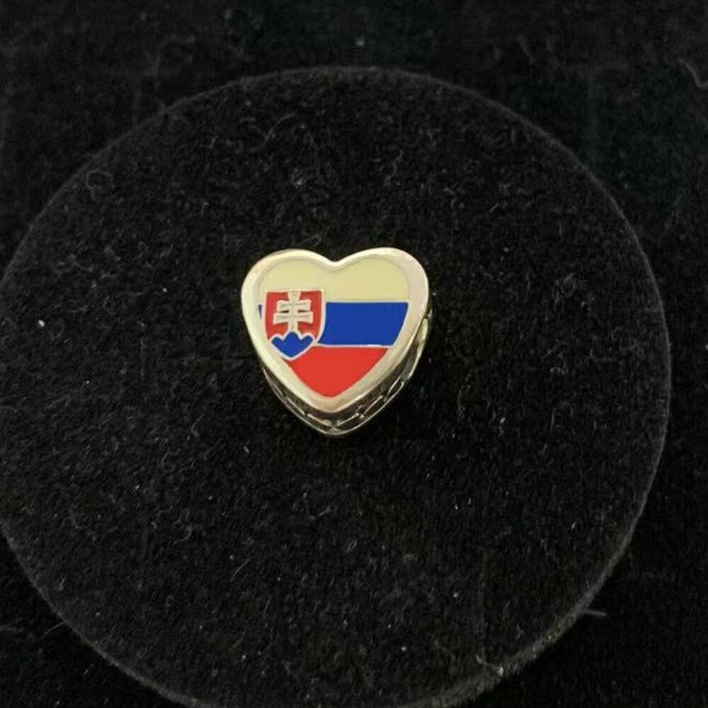 Pandora slovakia Flag Heart Charm